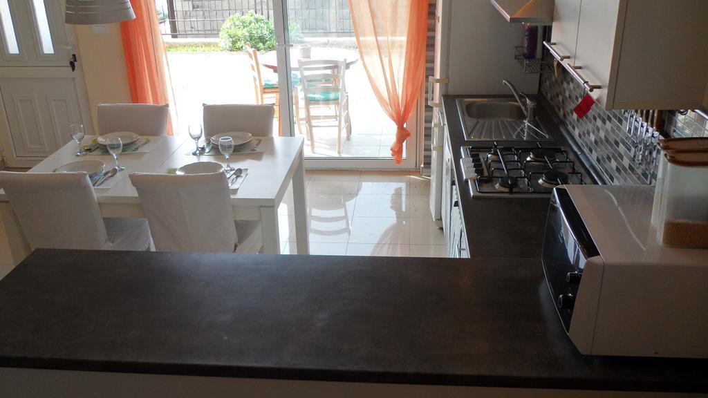 Apartment Sanja พรีมอชเตน ภายนอก รูปภาพ