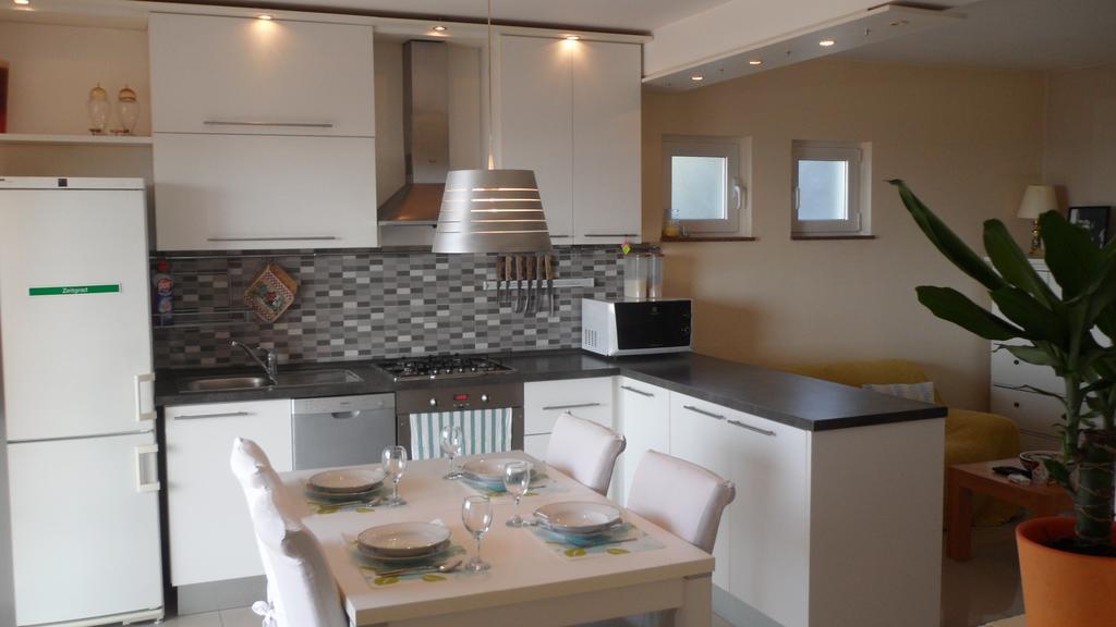 Apartment Sanja พรีมอชเตน ภายนอก รูปภาพ